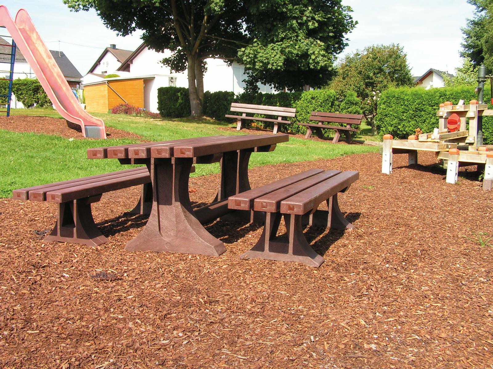 Tivoli children's table