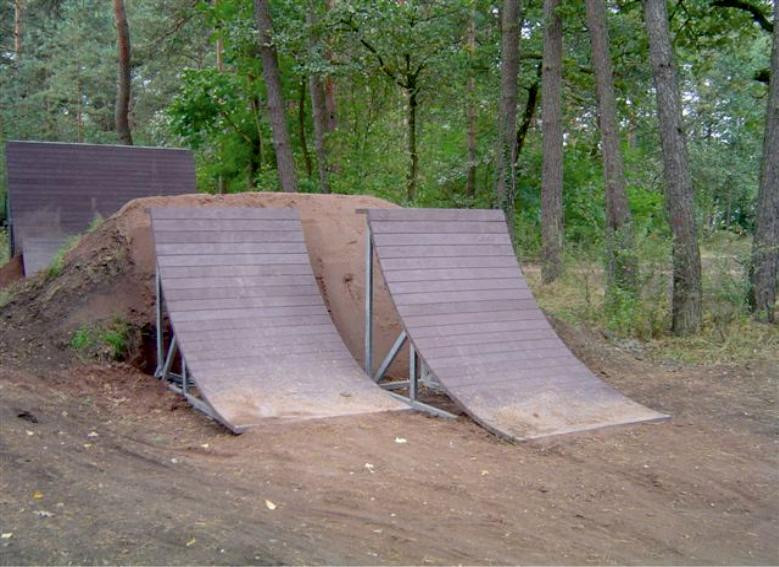 Board profile with tongue & groove