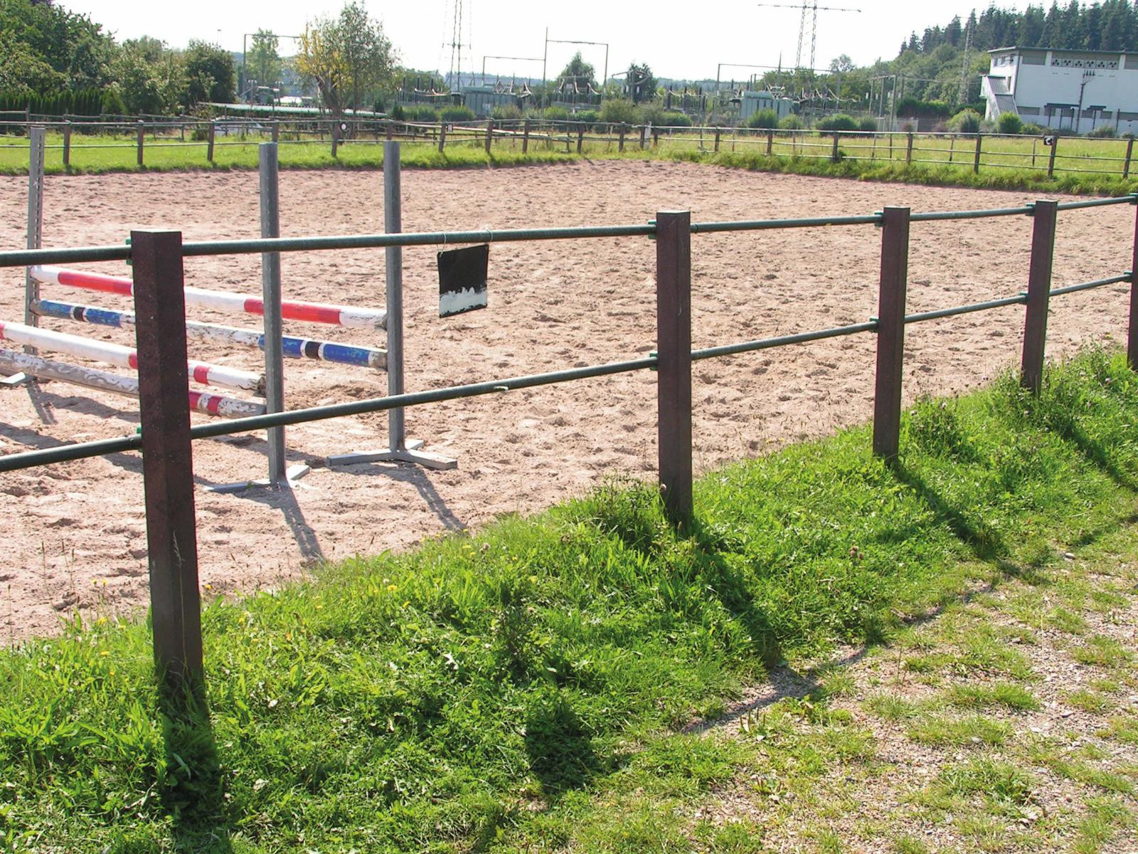 Square post integrated reinforcement