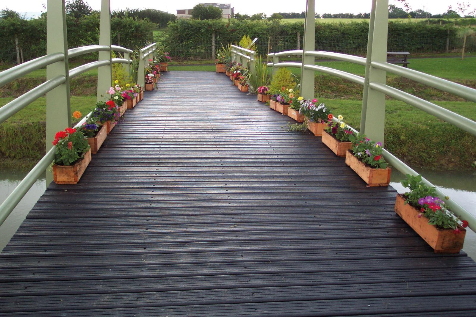 U-Decking