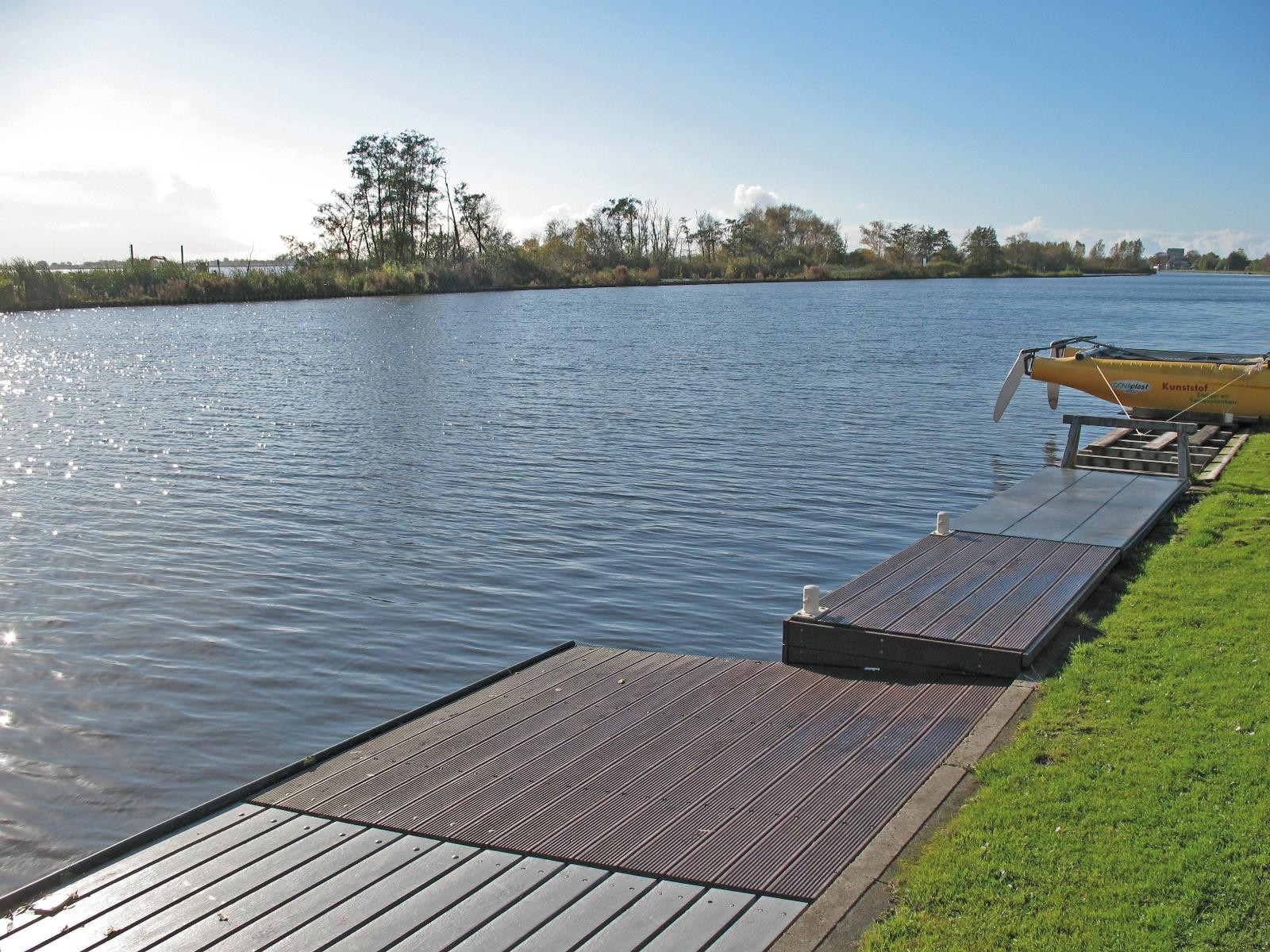 Footpath plank (with tongue & groove)