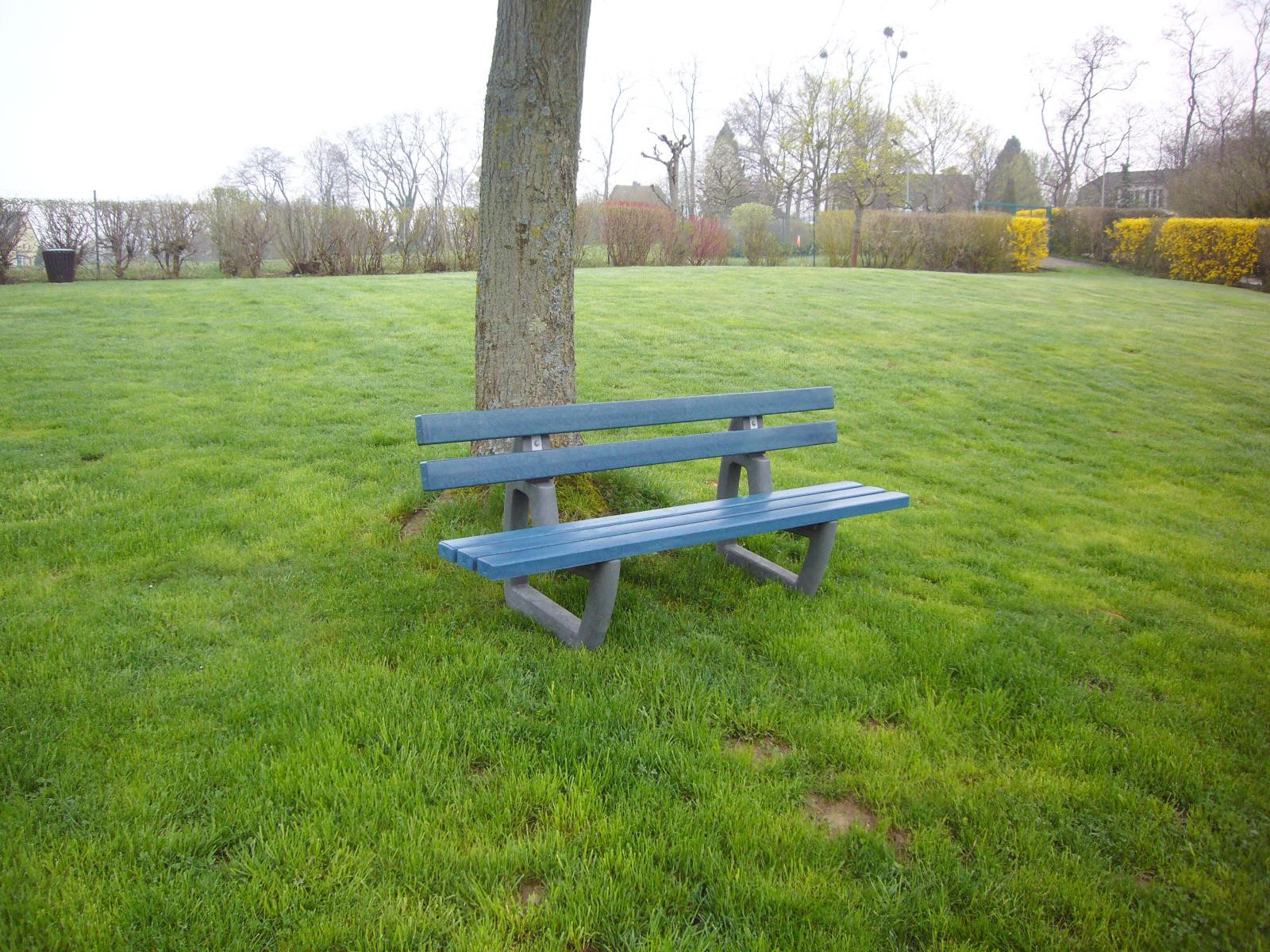 Tivoli bench