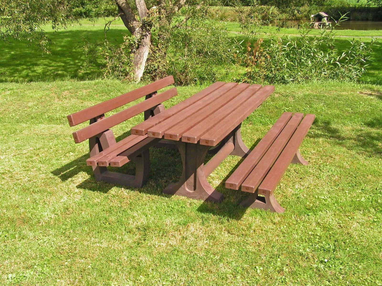 Sutton bench