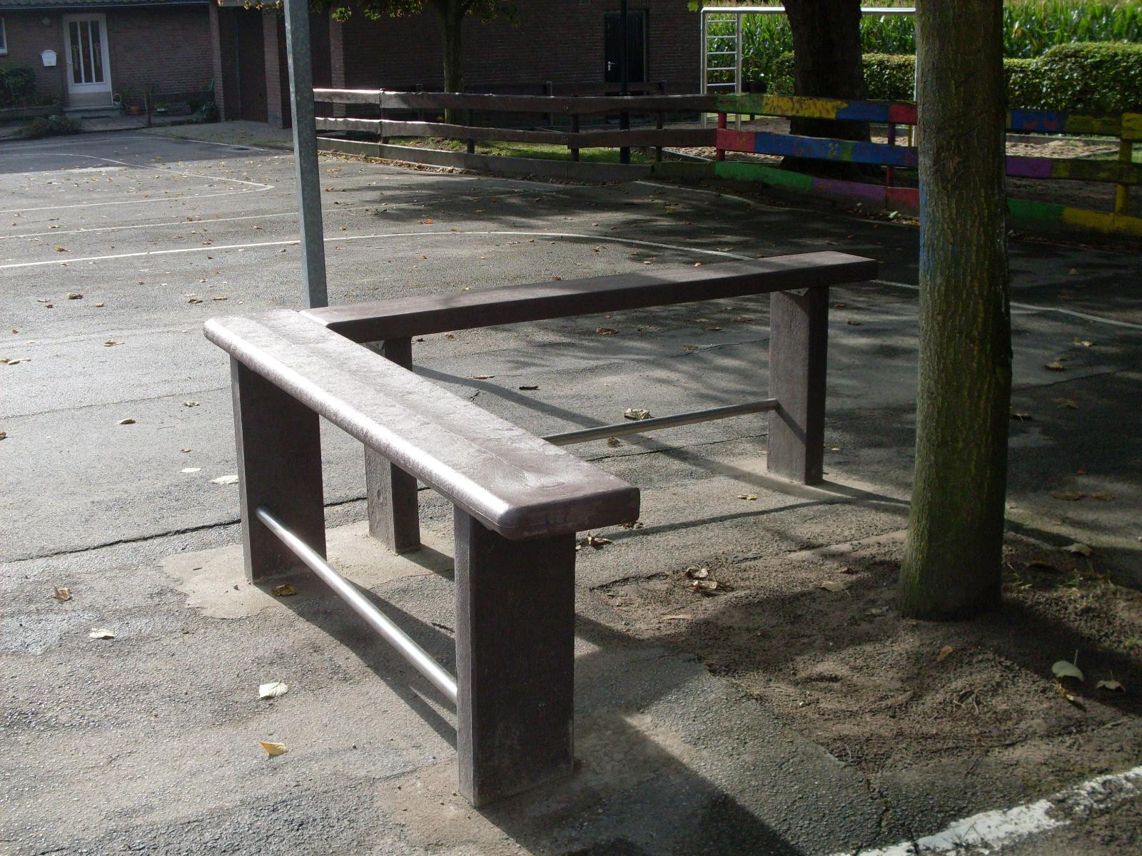 Collodi skater bench